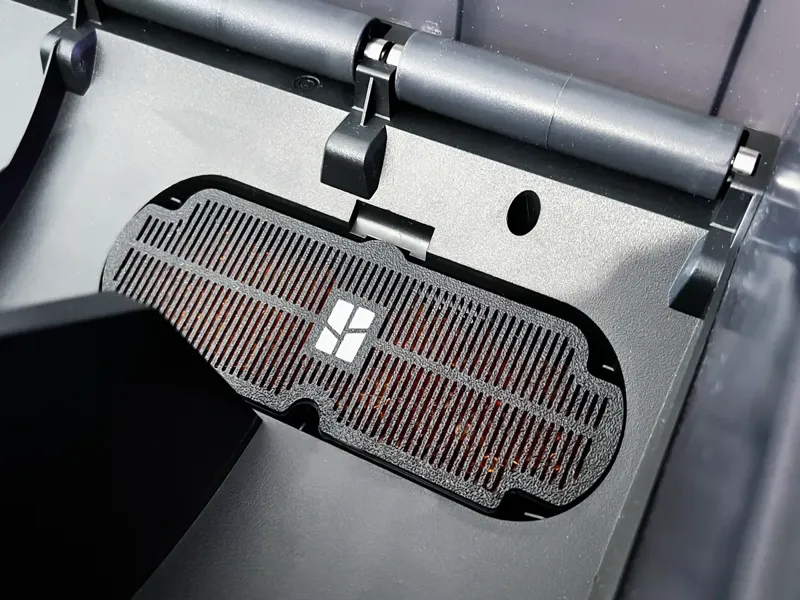 Easily dryable Dessicant tray