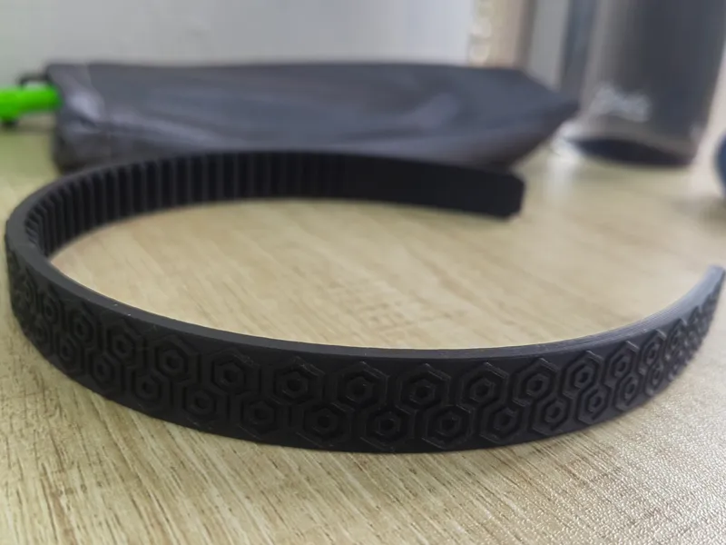 带六边形精致纹理的实用发箍