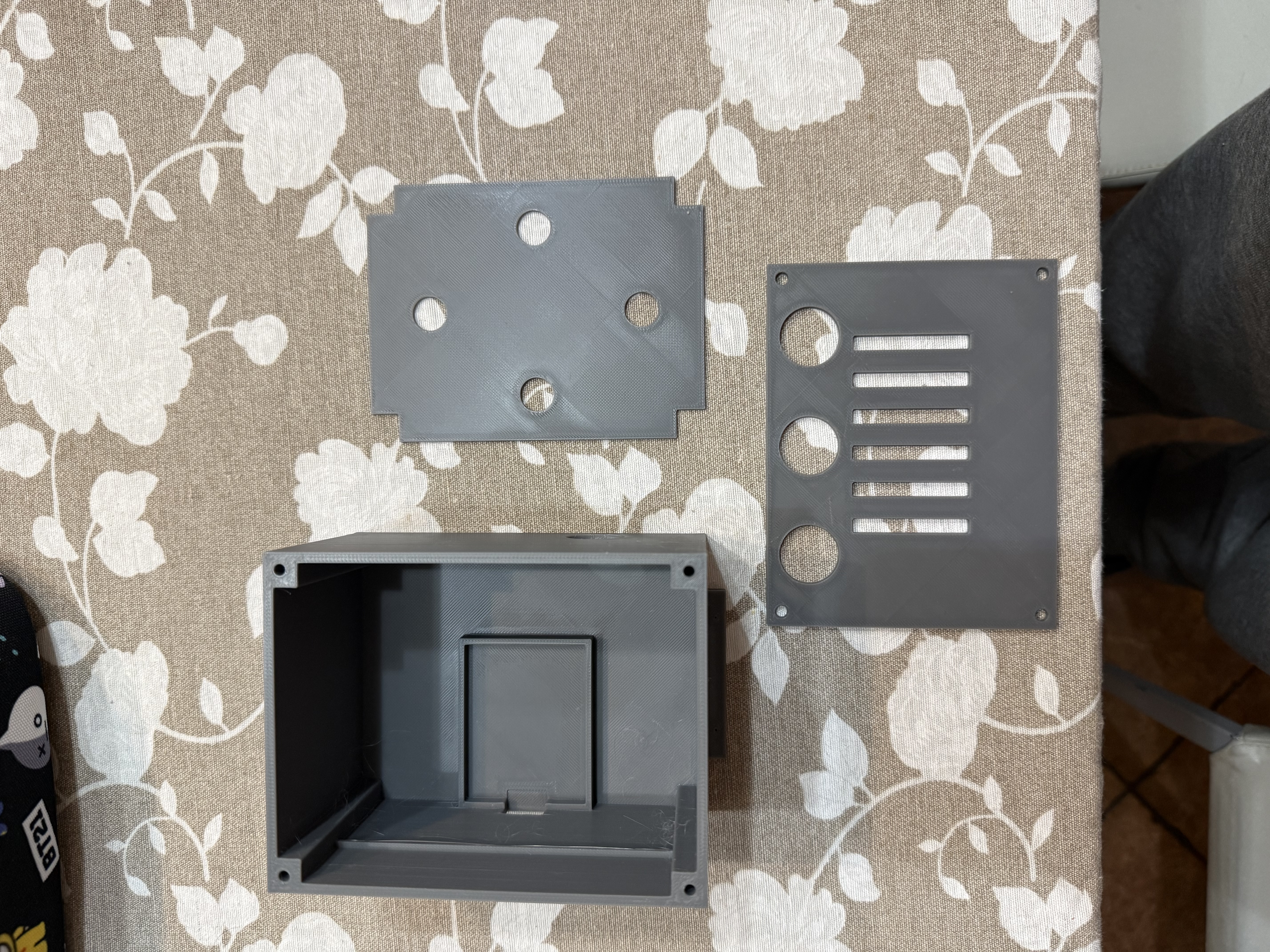 Miniatura 1 do modelo 3D Ultimate Parametric Project Box