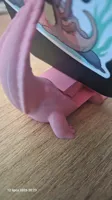Cube to push phone up