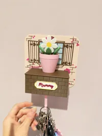 Key holder - with customisable sign