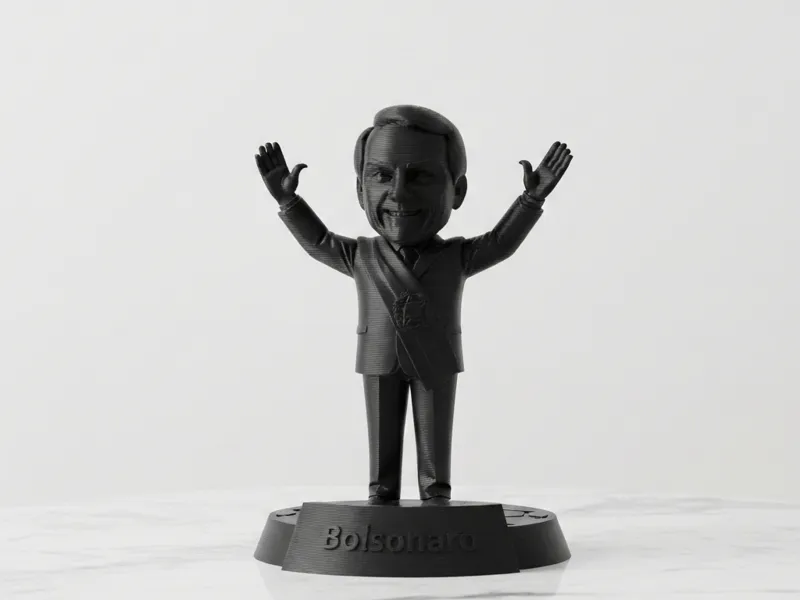 Bolsonaro com a faixa presidencial