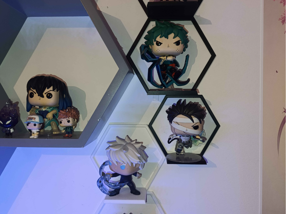 shelf for figurines