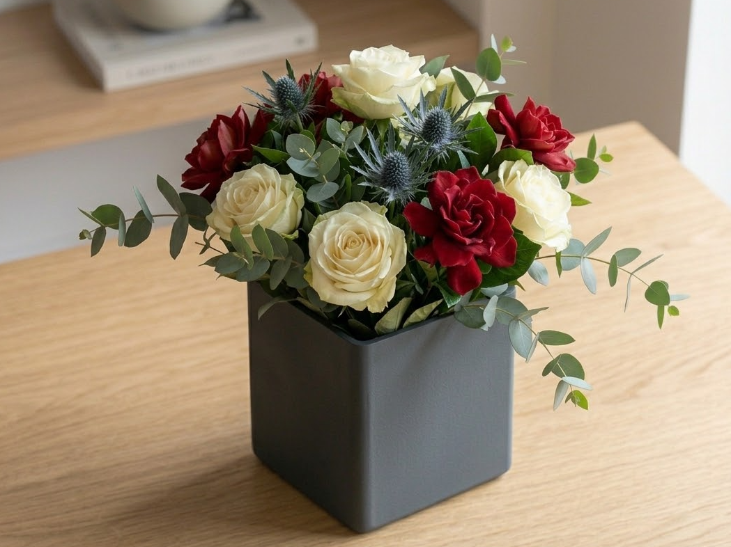 Modern Minimalist Square Vase | Strong