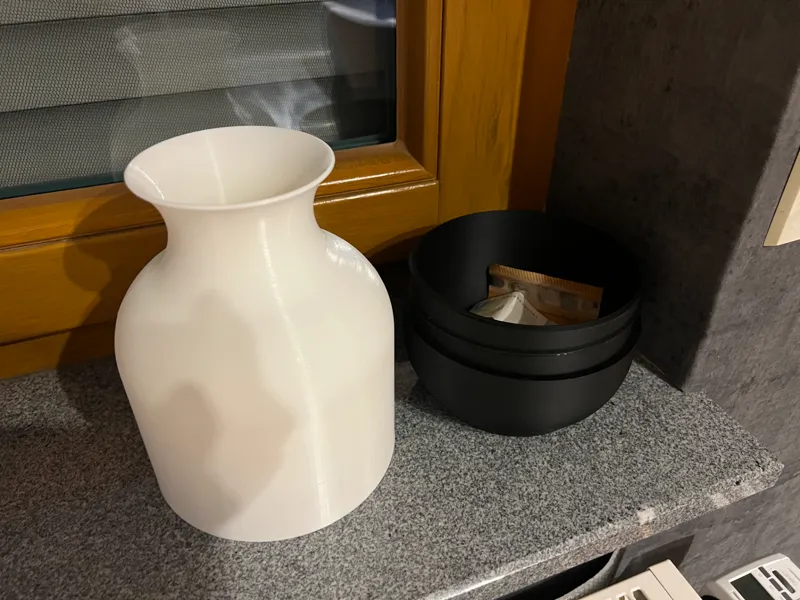 Vase money stash