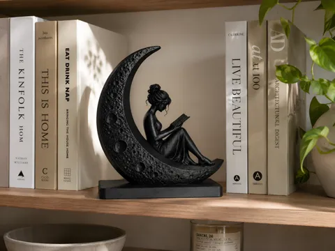Tapa o cubierta: Scultura Lettrice al Chiaro di Luna — referencia de MakerWorld