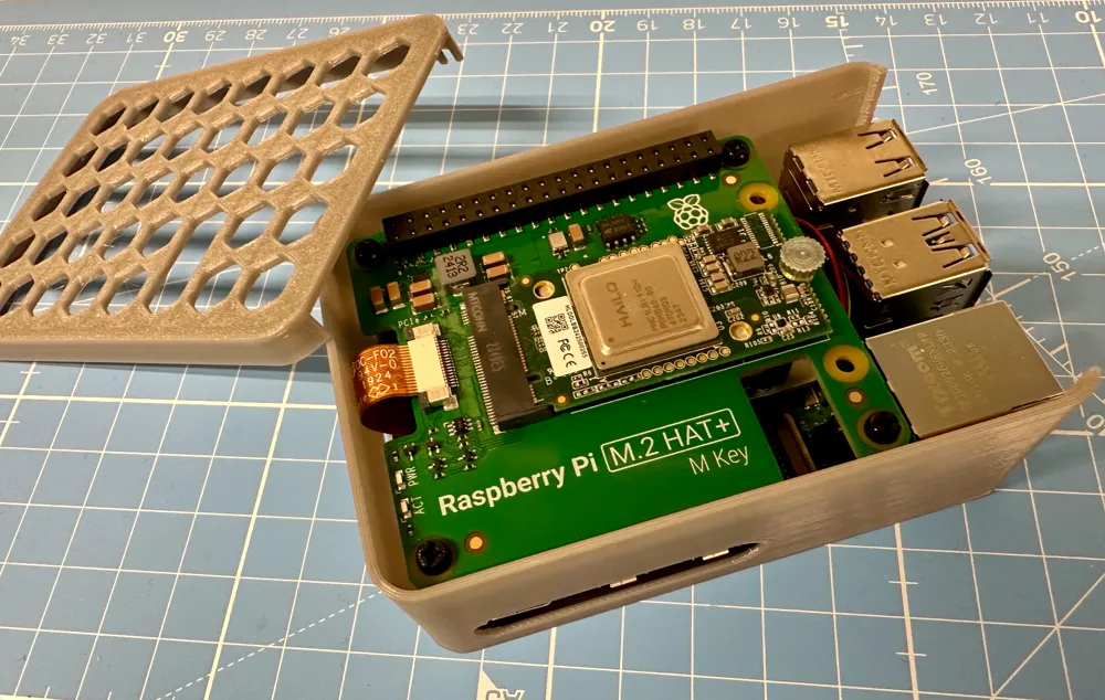 Raspberry Pi 5 AI Kit Case Remixed by Prilchen.de MakerWorld: Download ...