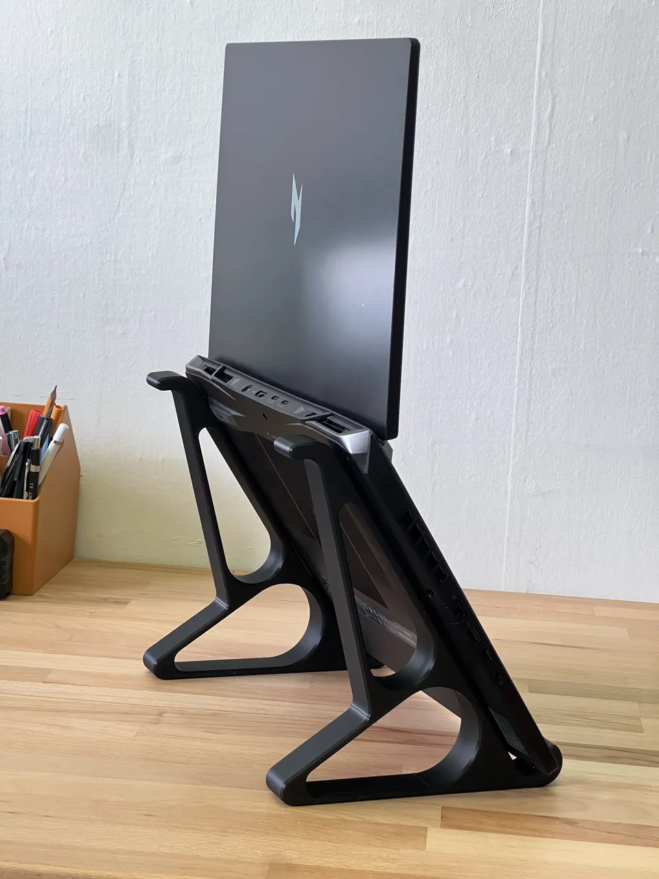 Vertical laptop stand with two height options view 4