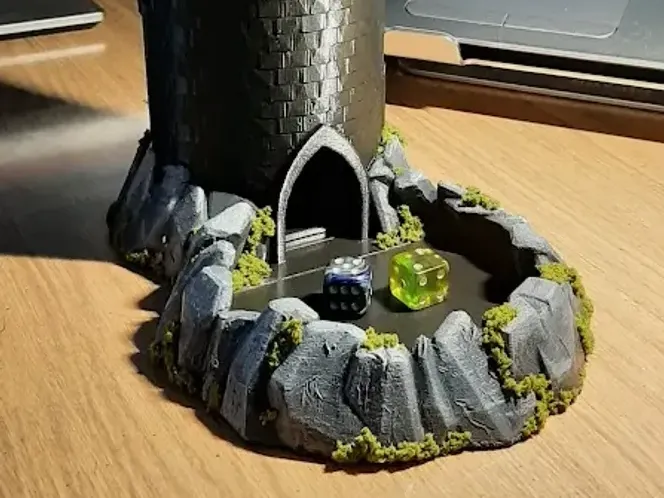 Dice tower with splitted version