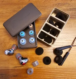 Earphone Eartips modular Storage Box, stackable