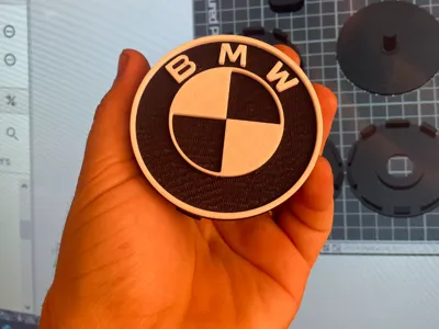 BMW FLOATING CENTER CAPS