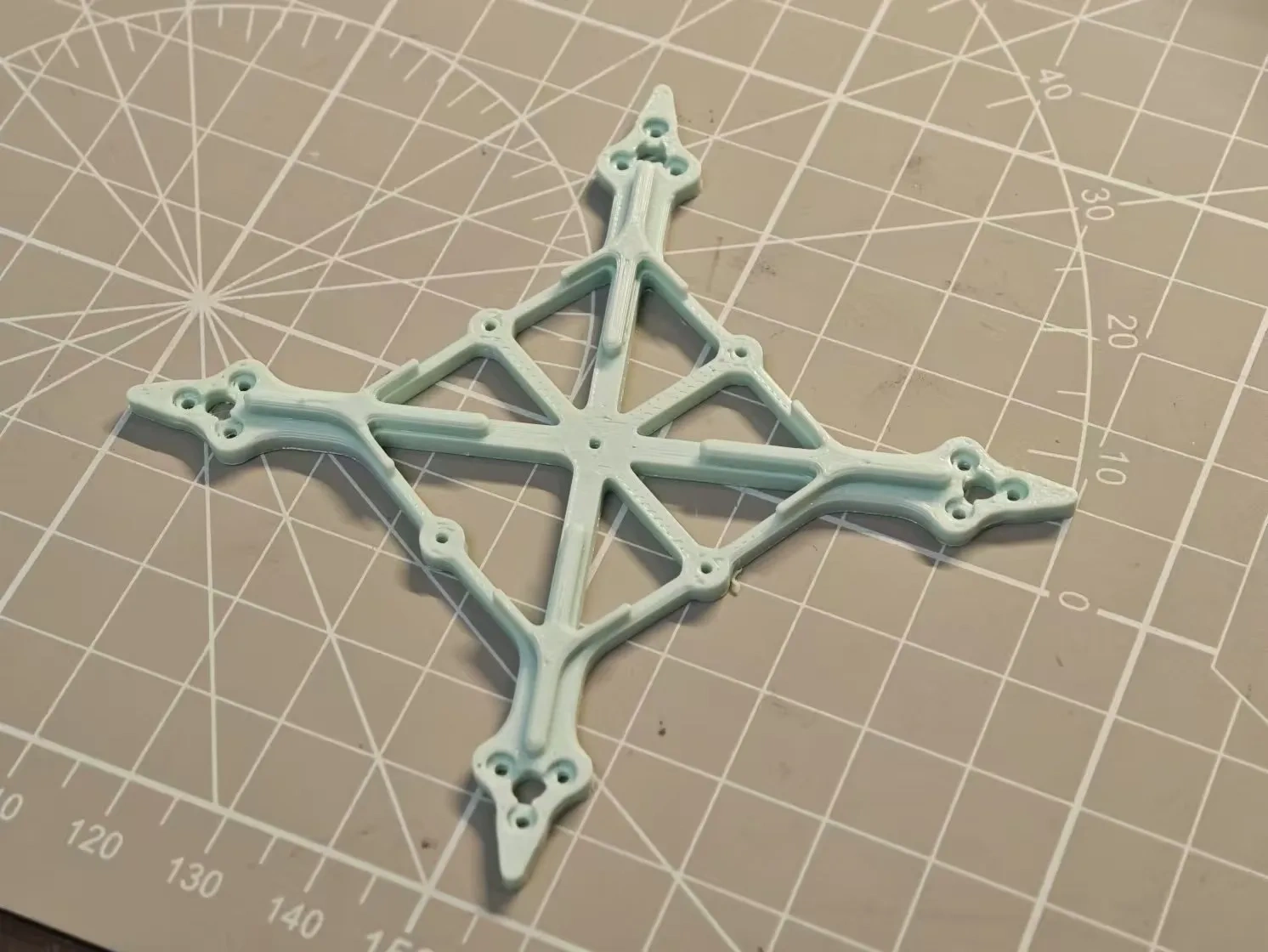 Miniatura 1 do modelo 3D 75牙签机架
