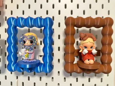 Bubble Floating Frame Display for Mini Figures