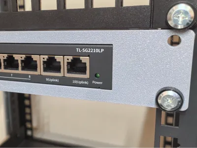 10' server rack 1U for TP-LINK TL-SG2210LP switch