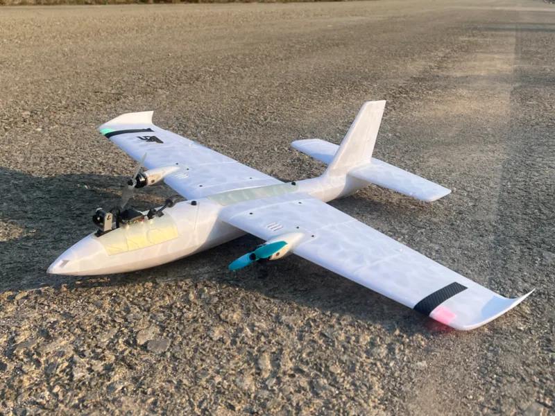 LB FPV—“小鹰”双发FPV载机
