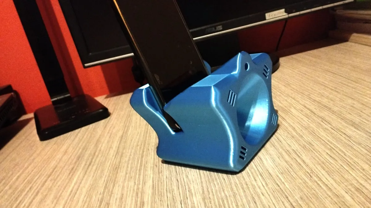 SPEAKER FOR ALL SMARTPHONE DA TAVOLO - Free 3D Print Model - MakerWorld