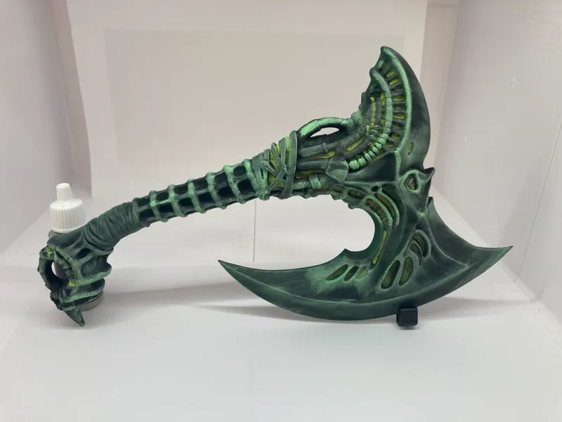 Alien-Axt – Futuristische Bio-Mech Kriegsaxt