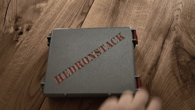 Box for HedronStack (3D balance/stacking game)