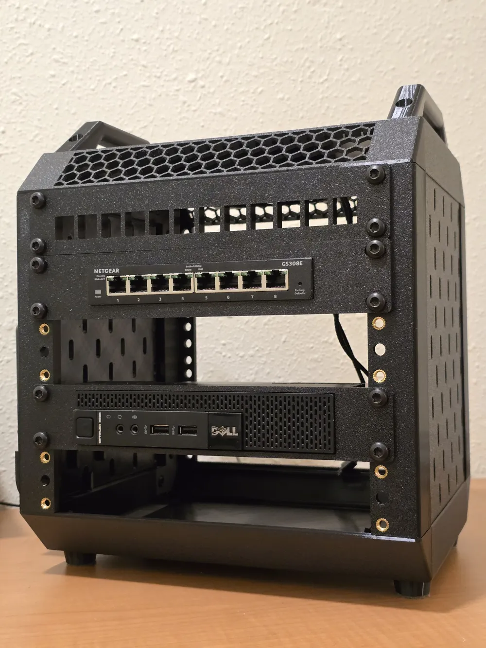 NETGEAR GS308E screwless 10-inch rack mount - Free 3D Print Model ...
