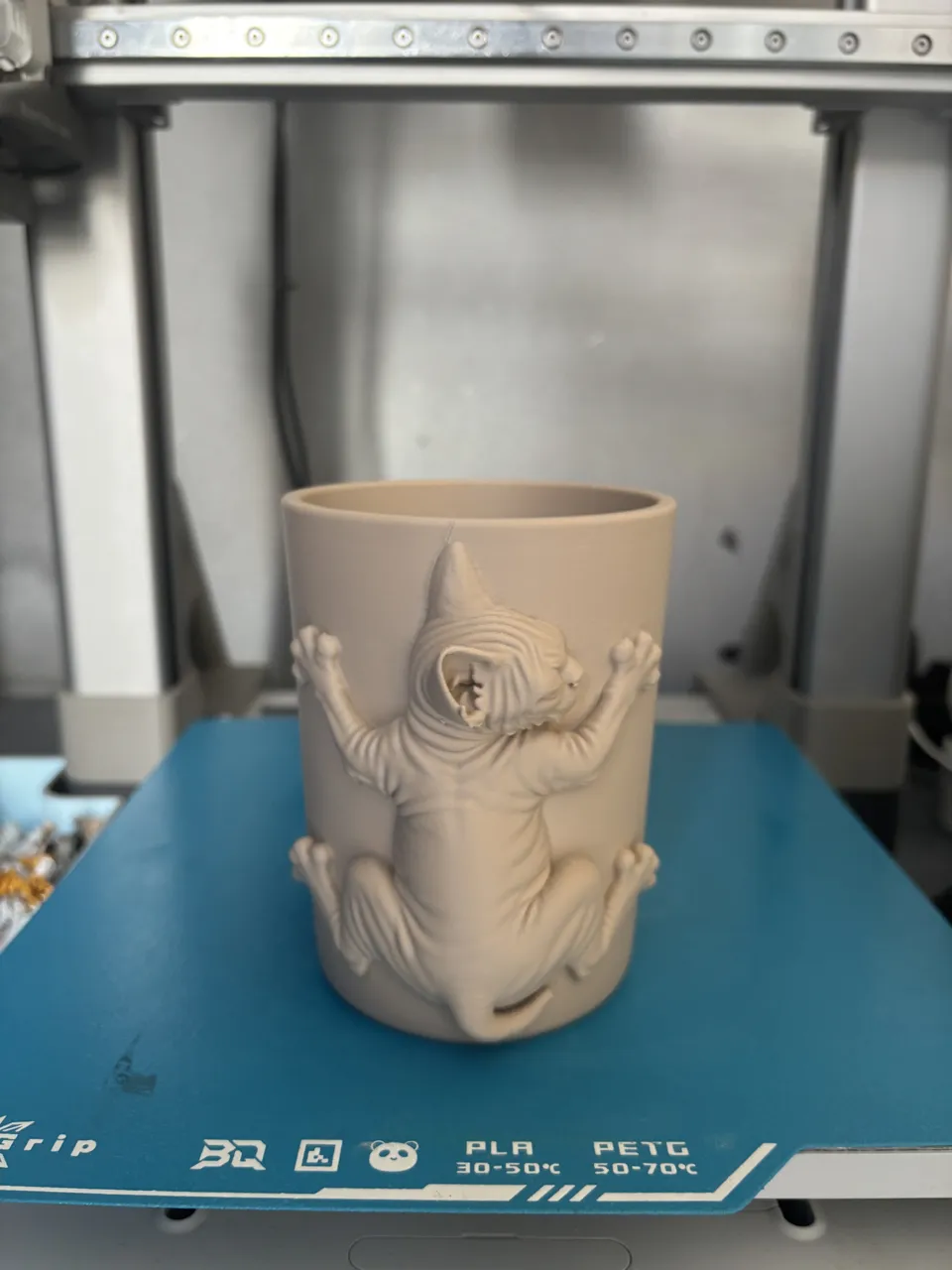 Sphynx Cat Planter V2 view 2