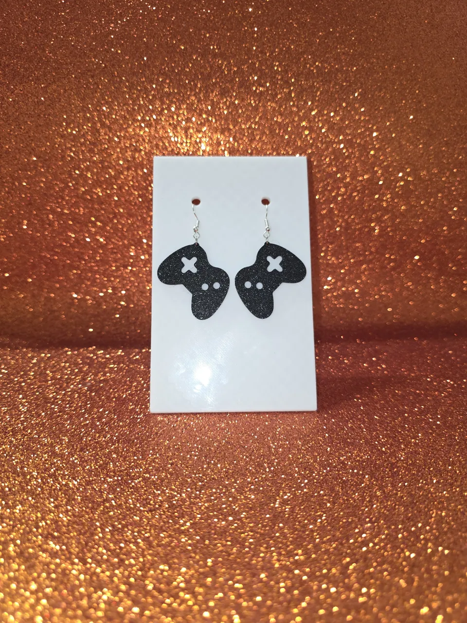 Level up earrings view 2