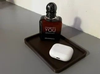 minimalist tray