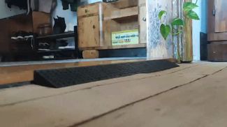 Cleaning robot ramp for door threshold stackable