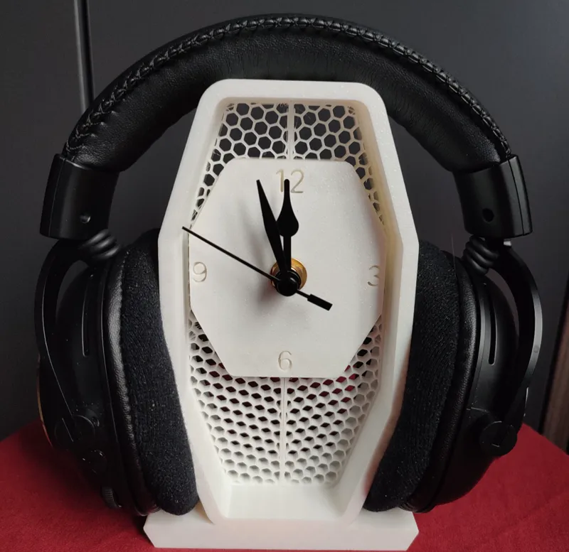Clock Components Kit 011 - Headphone stand clock
