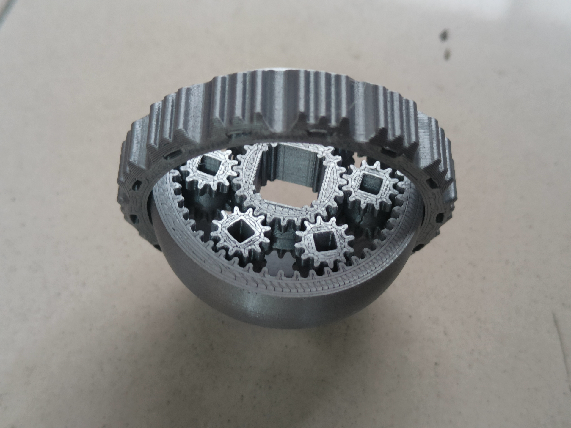 Miniatura 2 do modelo 3D 行星齿轮陀螺减压玩具-指尖陀螺