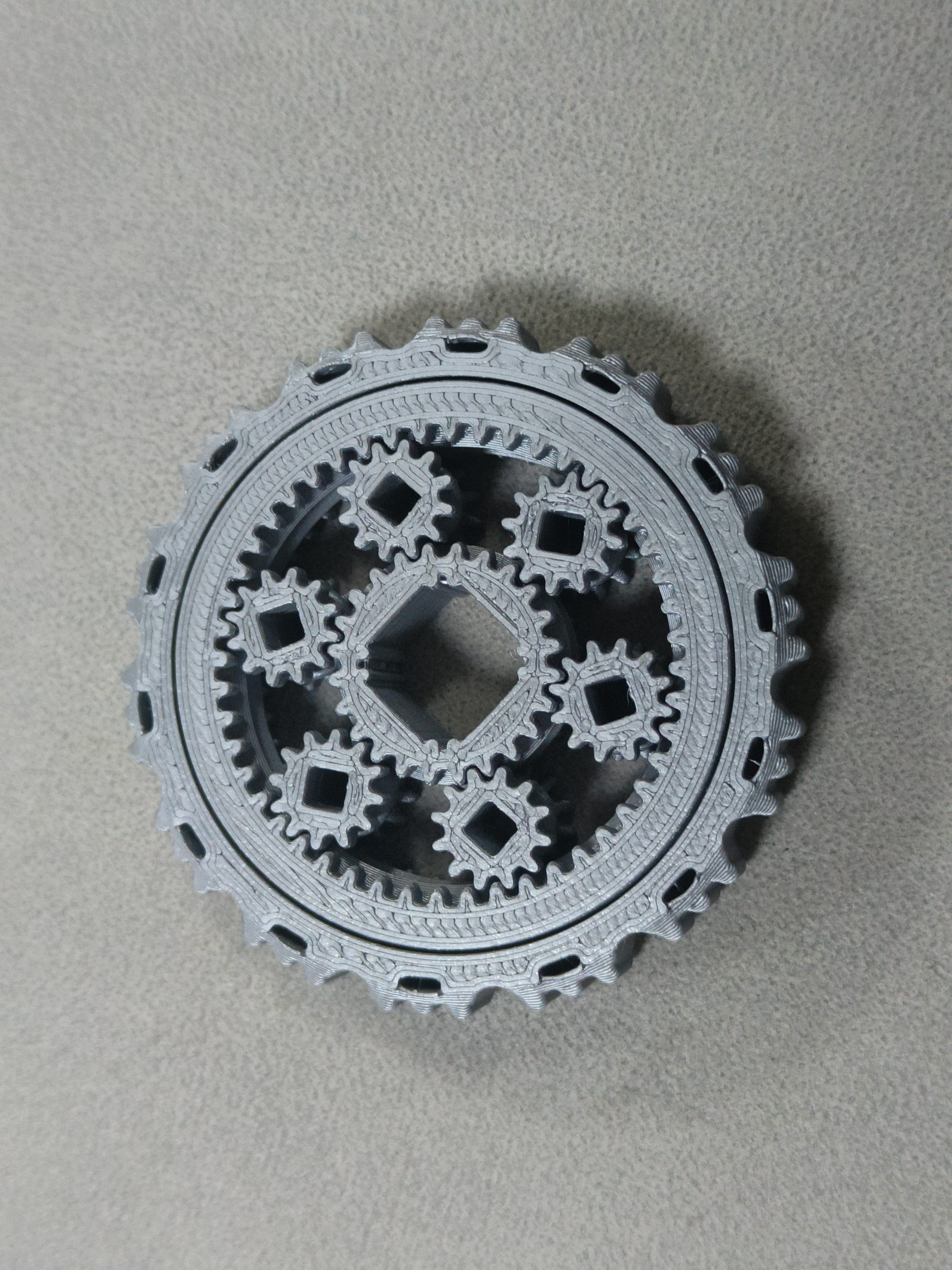 Miniatura 1 do modelo 3D 行星齿轮陀螺减压玩具-指尖陀螺