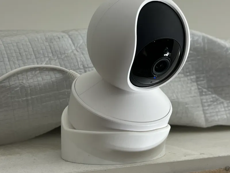 Indoor camera tilt stand