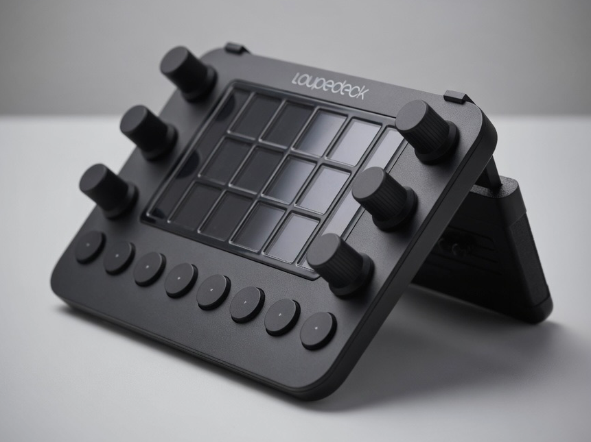 Loupedeck Live Adjustable Stand (20° → 40°)