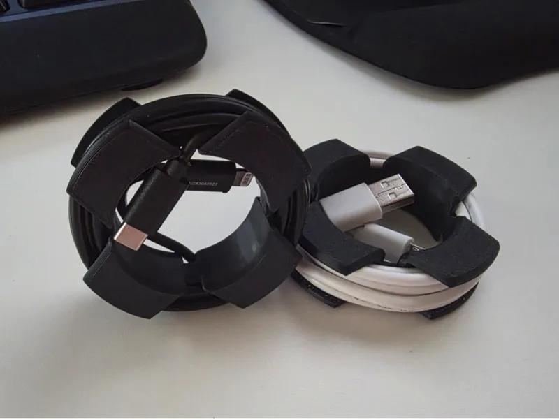 Compact Cable Holder