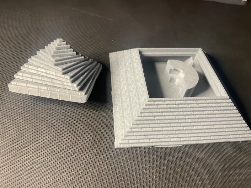 Pyramid spiral vault