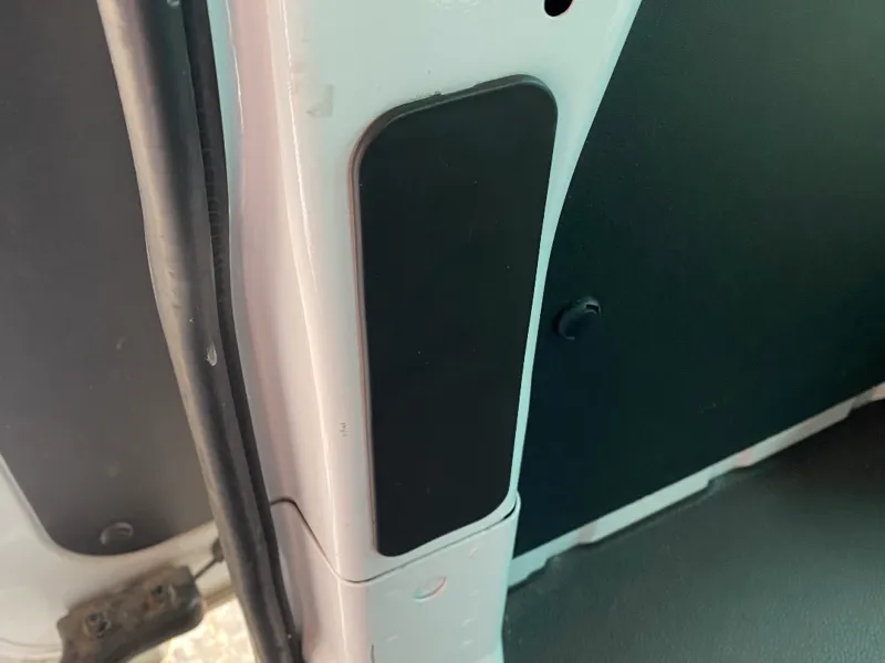 Ford Transit/Turneo custom end cap side finish