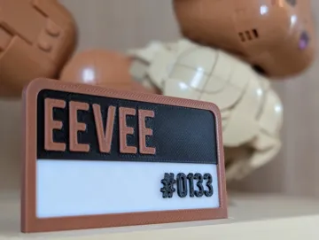 Soporte: Eevee Display Stand — vista de referencia 3