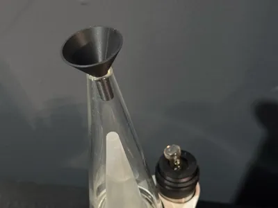Puffco Peak Pro Glass Funnel