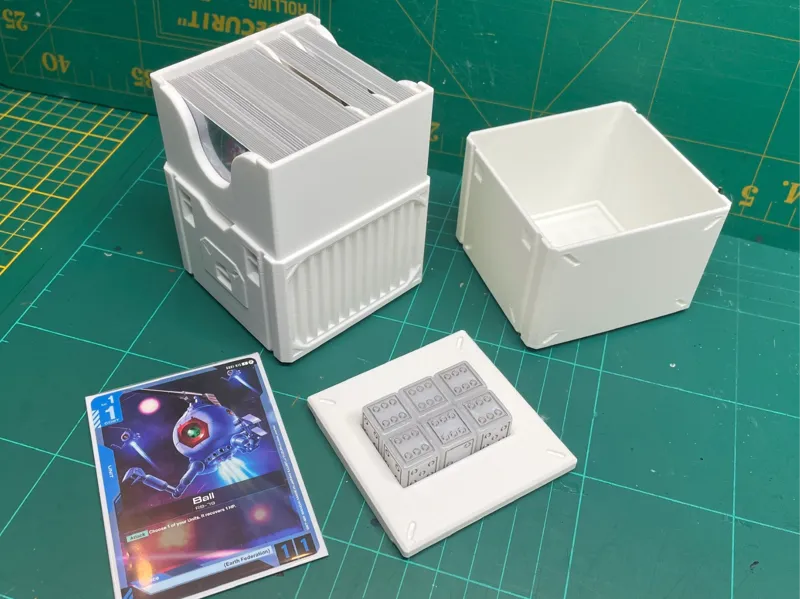 Gundam TCG Deck holder (optional Dice/Dual sleeve)