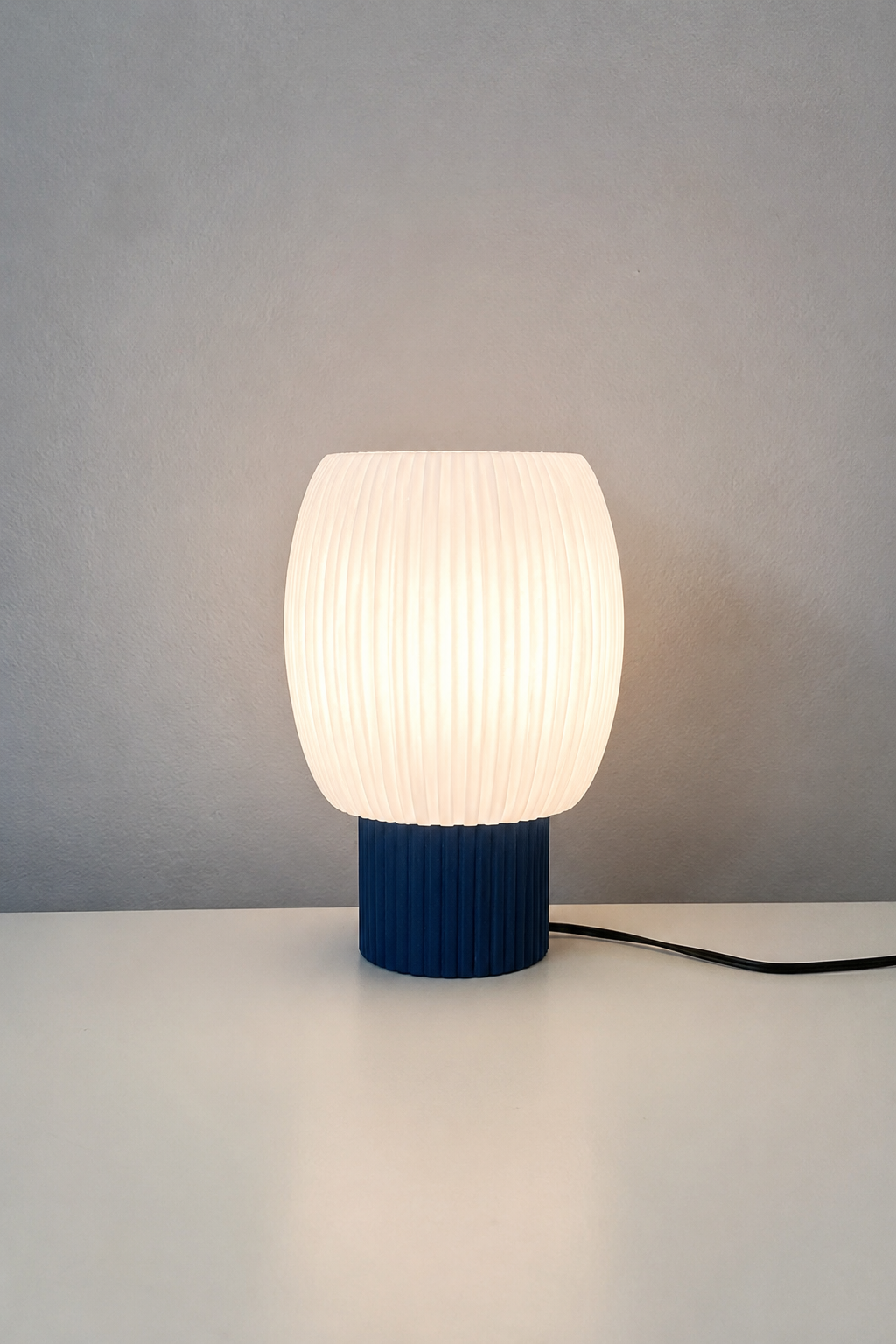 Miniatura 2 do modelo 3D KOVAN - Table Lamp