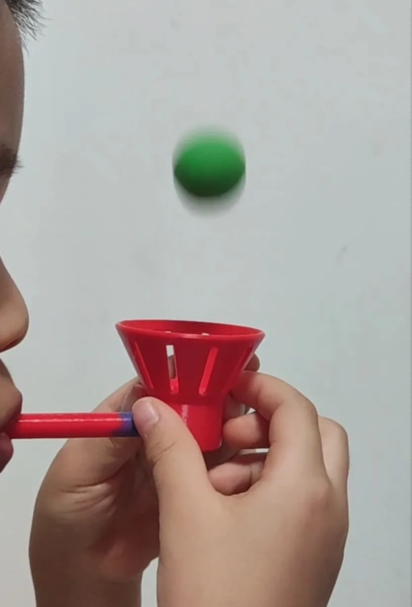 Miniatura 2 do modelo 3D 吹气悬浮球