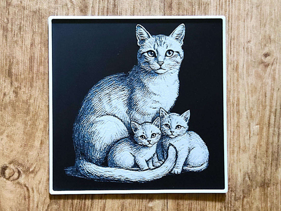 Cat and kittens - Hueforge