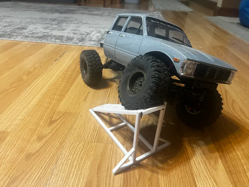 1/10th crawler ramp