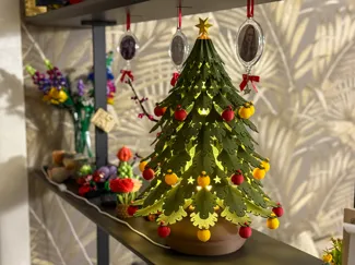 Lampada a forma di Albero di Natale da assemblare