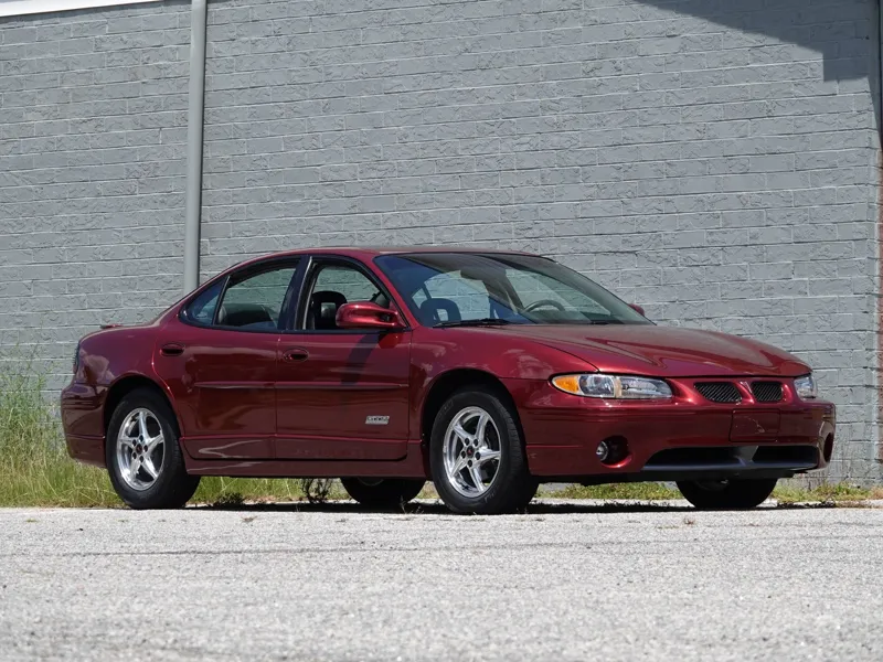 PONTIAC GRAND PRIX