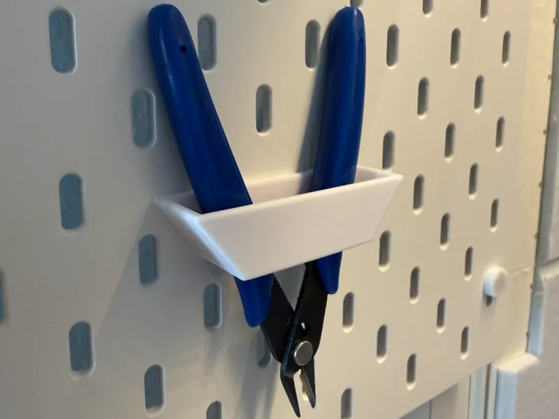 IKEA SKADIS plier hanger