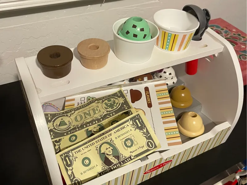 Ice Cream Cup (Melissa & Doug)