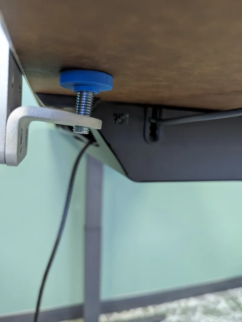 Herman Miller Flo Monitor Mount Puck