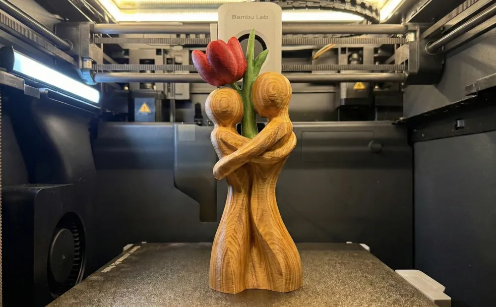 Blooming Love - Couple with Flower Sculpture - Free 3D Print Model ...