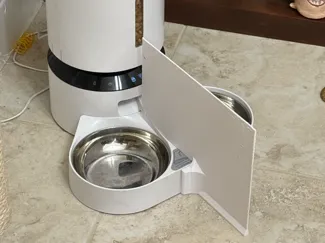 Pet Libro Cat Wall, Food Shield for Cat Lovers