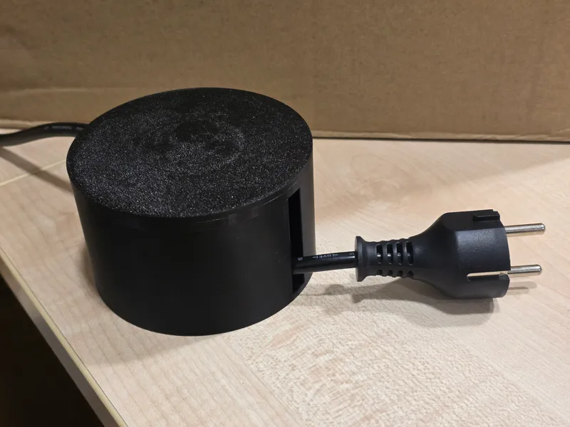 Circular cable box V1
